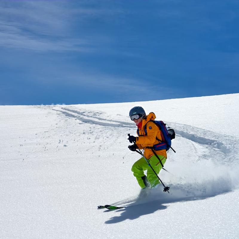 Fresh powder skiing at Schweitzer